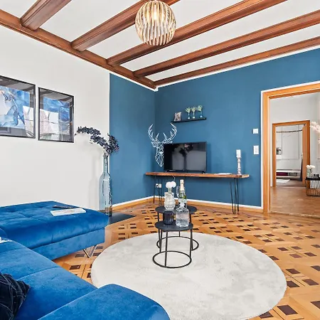 Velvet Ein Haus Mit Geschichte Im Herzen Tettnangs Messe Friedrichshafen *